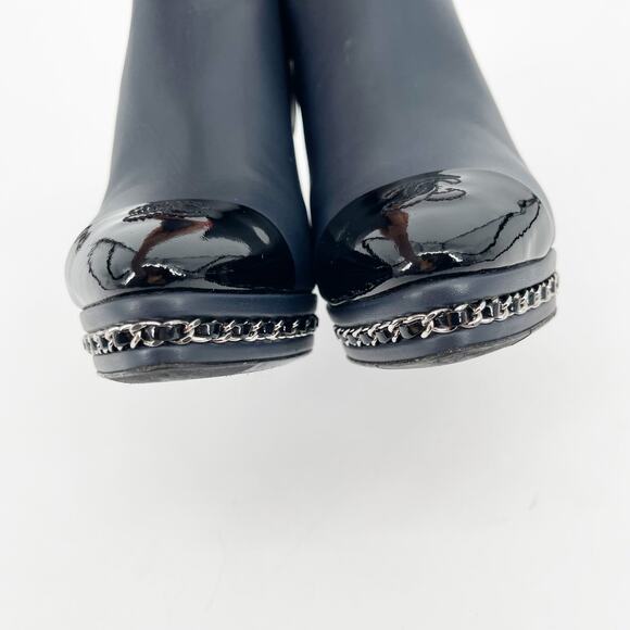 Chanel EU 38 Navy Leather Ankle Boots Patent Cap Toe Chain Platform Booties - Picture 7 of 14